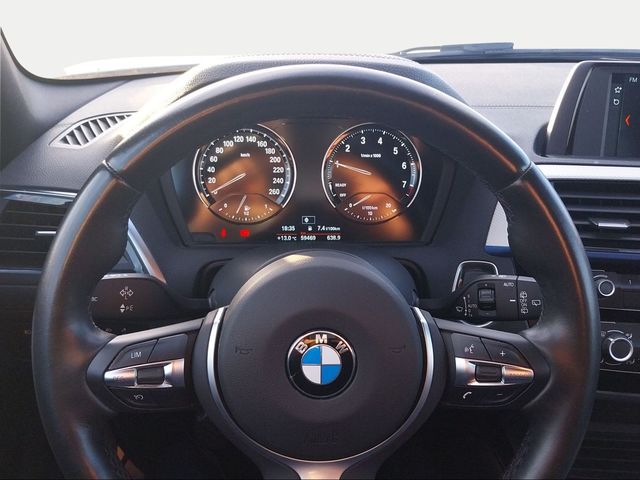 BMW Serie 1 118i color Blanco. Año 2018. 100KW(136CV). Gasolina. En concesionario San Rafael Motor, S.L. de Córdoba
