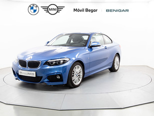 Fotos de BMW Serie 2 220i Coupe color Azul. Año 2018. 135KW(184CV). Gasolina. En concesionario Móvil Begar Alicante de Alicante