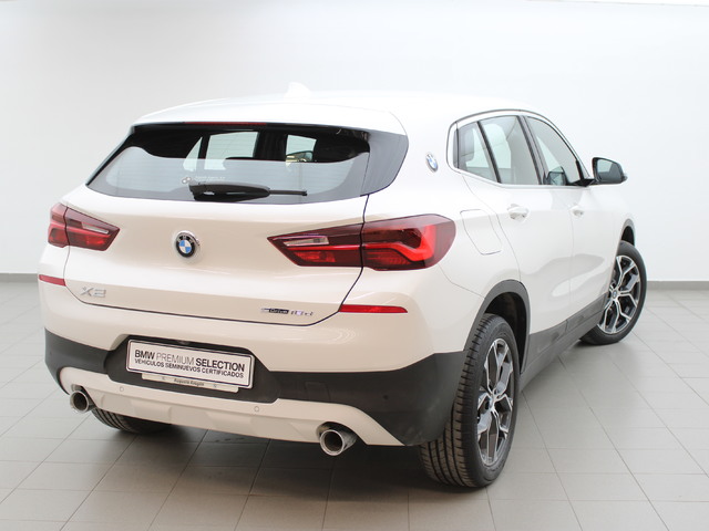 BMW X2 sDrive18d color Blanco. Año 2020. 110KW(150CV). Diésel. En concesionario Augusta Aragon S.A. de Zaragoza