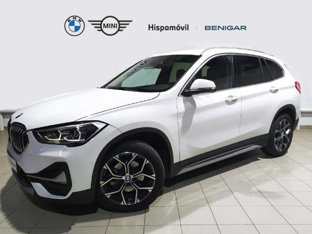 BMW X1 sDrive18d color Blanco. Año 2019. 110KW(150CV). Diésel. En concesionario Hispamovil Elche de Alicante