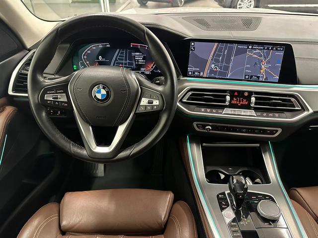 BMW X5 xDrive30d color Blanco. Año 2021. 195KW(265CV). Diésel. En concesionario Lurauto - Gipuzkoa de Guipuzcoa