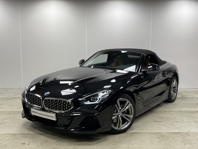 BMW Z4 sDrive20i Cabrio color Negro. Año 2023. 145KW(197CV). Gasolina. En concesionario Maberauto de Castellón