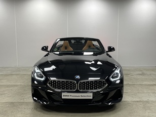 Fotos de BMW Z4 sDrive20i Cabrio color Negro. Año 2023. 145KW(197CV). Gasolina. En concesionario Maberauto de Castellón