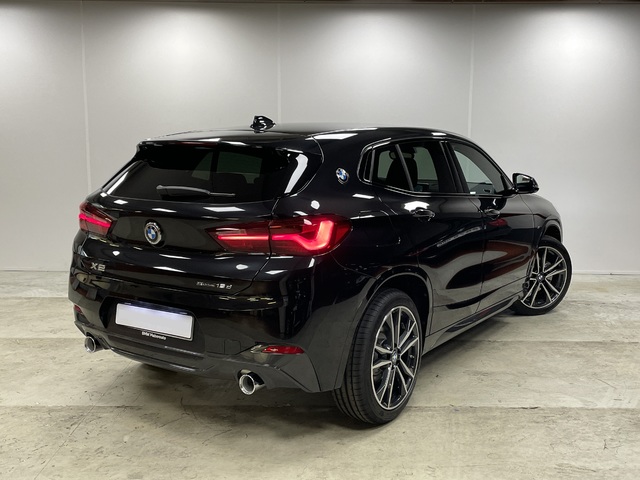 BMW X2 sDrive18d color Negro. Año 2023. 110KW(150CV). Diésel. En concesionario Maberauto de Castellón
