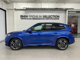 Fotos de BMW X1 sDrive18i color Azul. Año 2023. 100KW(136CV). Gasolina. En concesionario Lurauto Navarra de Navarra