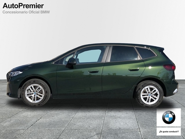 BMW Serie 2 218d Active Tourer color Verde. Año 2023. 110KW(150CV). Diésel. En concesionario Auto Premier, S.A. - MADRID de Madrid
