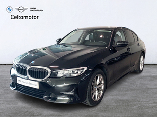 Fotos de BMW Serie 3 318d color Negro. Año 2020. 110KW(150CV). Diésel. En concesionario Celtamotor Lalín de Pontevedra