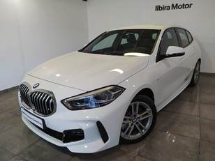 Fotos de BMW Serie 1 118d color Blanco. Año 2022. 110KW(150CV). Diésel. En concesionario Ilbira Motor | Granada de Granada