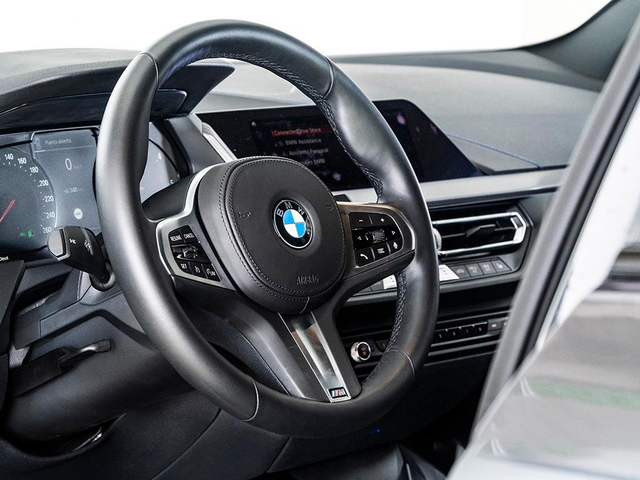 BMW Serie 1 116d color Gris. Año 2019. 85KW(116CV). Diésel. En concesionario Oliva Motor Tarragona de Tarragona