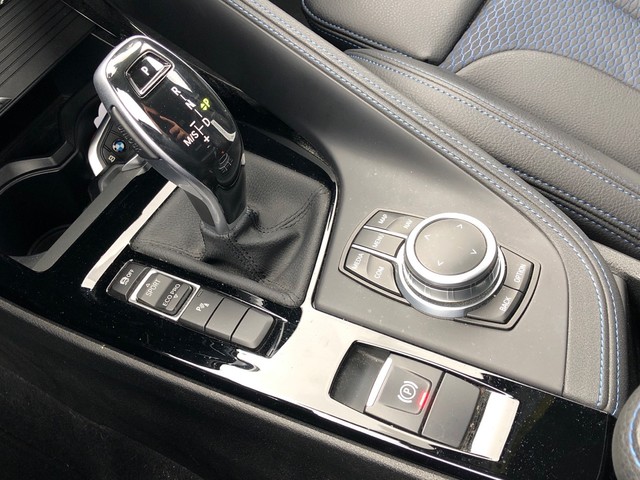 BMW X2 sDrive20i color Blanco. Año 2021. 141KW(192CV). Gasolina. En concesionario Vehinter Getafe de Madrid