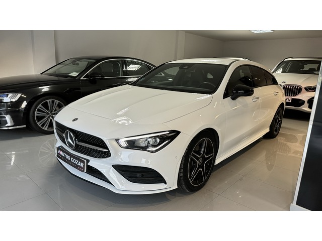 Mercedes-Benz CLA Shooting Brake 180 100 kW (136 CV)