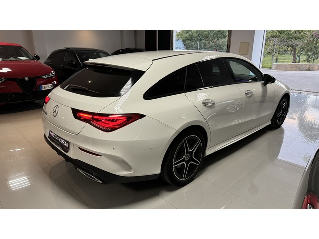 Mercedes-Benz CLA Shooting Brake 180 100 kW (136 CV)