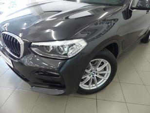 BMW X4 xDrive20d color Gris. Año 2021. 140KW(190CV). Diésel. En concesionario Lurauto Bizkaia de Vizcaya