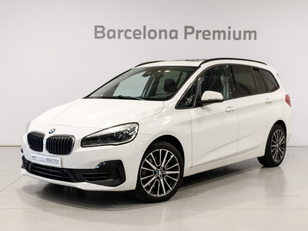 Fotos de BMW Serie 2 218d Gran Tourer color Blanco. Año 2019. 110KW(150CV). Diésel. En concesionario Barcelona Premium -- GRAN VIA de Barcelona