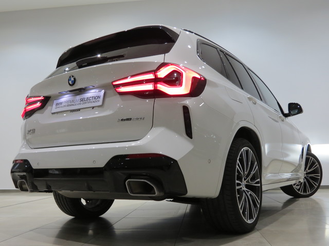 BMW X3 xDrive20i color Blanco. Año 2022. 135KW(184CV). Gasolina. En concesionario FINESTRAT Automoviles Fersan, S.A. de Alicante