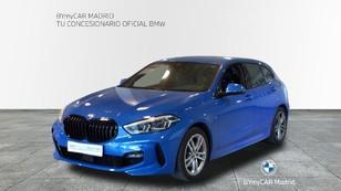 Fotos de BMW Serie 1 118d color Azul. Año 2021. 110KW(150CV). Diésel. En concesionario BYmyCAR Madrid - Alcalá de Madrid