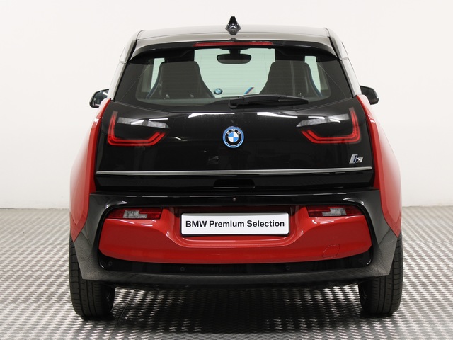 BMW i3 i3 120Ah color Rojo. Año 2020. 125KW(170CV). Eléctrico. En concesionario Augusta Aragon Ctra Logroño de Zaragoza