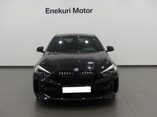 Fotos de BMW Serie 1 118i color Negro. Año 2024. 103KW(140CV). Gasolina. En concesionario Enekuri Motor de Vizcaya
