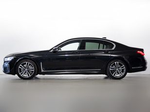 Fotos de BMW Serie 7 740d color Negro. Año 2019. 235KW(320CV). Diésel. En concesionario Fuenteolid de Valladolid