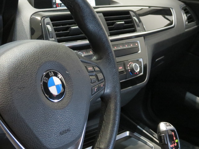 BMW Serie 1 116d color Negro. Año 2019. 85KW(116CV). Diésel. En concesionario FINESTRAT Automoviles Fersan, S.A. de Alicante