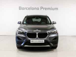 Fotos de BMW X1 sDrive18d color Gris. Año 2022. 110KW(150CV). Diésel. En concesionario Barcelona Premium -- GRAN VIA de Barcelona