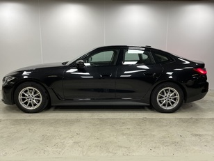 Fotos de BMW Serie 4 420i Gran Coupe color Negro. Año 2023. 135KW(184CV). Gasolina. En concesionario Maberauto de Castellón