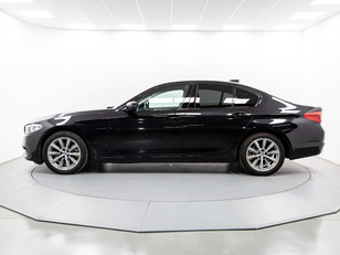 Fotos de BMW Serie 5 520i color Negro. Año 2020. 135KW(184CV). Gasolina. En concesionario Móvil Begar Alicante de Alicante