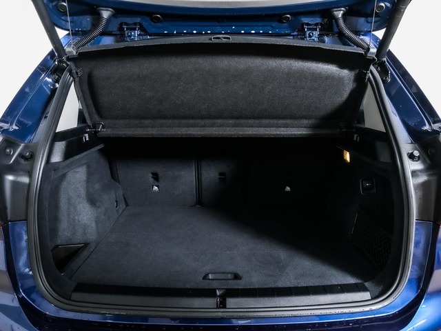 BMW X1 sDrive18i color Azul. Año 2019. 103KW(140CV). Gasolina. En concesionario Oliva Motor Tarragona de Tarragona