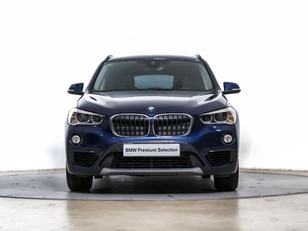 Fotos de BMW X1 sDrive18i color Azul. Año 2019. 103KW(140CV). Gasolina. En concesionario Oliva Motor Tarragona de Tarragona