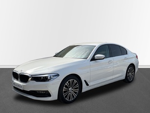 Fotos de BMW Serie 5 520d color Blanco. Año 2020. 140KW(190CV). Diésel. En concesionario Engasa S.A. de Valencia