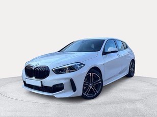 Fotos de BMW Serie 1 118d color Blanco. Año 2024. 110KW(150CV). Diésel. En concesionario Ilbira Motor | Granada de Granada