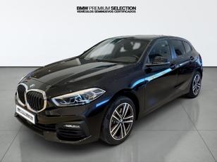 Fotos de BMW Serie 1 118d color Negro. Año 2022. 110KW(150CV). Diésel. En concesionario Automotor Costa, S.L.U. de Almería