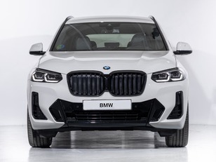 Fotos de BMW X3 xDrive20d color Blanco. Año 2024. 140KW(190CV). Diésel. En concesionario Oliva Motor Girona de Girona