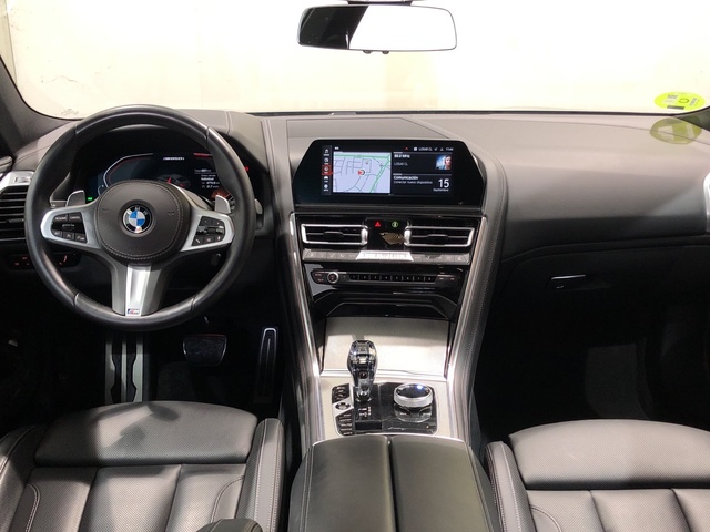 BMW Serie 8 M850i Gran Coupe color Negro. Año 2021. 390KW(530CV). Gasolina. En concesionario Movilnorte El Plantio de Madrid