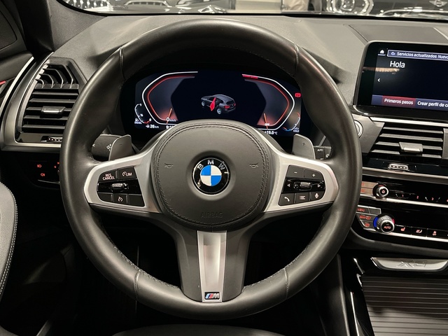 BMW X3 xDrive20d color Gris. Año 2021. 140KW(190CV). Diésel. En concesionario Engasa S.A. de Valencia