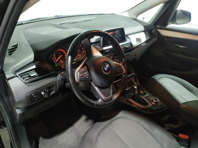 BMW Serie 2 218d Active Tourer color Negro. Año 2017. 110KW(150CV). Diésel. En concesionario Hispamovil Elche de Alicante