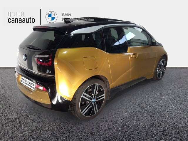 BMW i3 i3 120Ah color Oro. Año 2021. 125KW(170CV). Eléctrico. En concesionario CANAAUTO - TACO de Sta. C. Tenerife