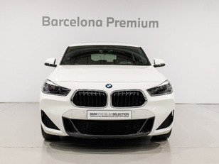 Fotos de BMW X2 xDrive20d color Blanco. Año 2022. 140KW(190CV). Diésel. En concesionario Barcelona Premium -- GRAN VIA de Barcelona