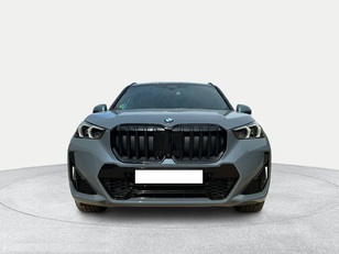 Fotos de BMW X1 xDrive20d color Gris. Año 2024. 120KW(163CV). Diésel. En concesionario Motri Motor Jaén de Jaén