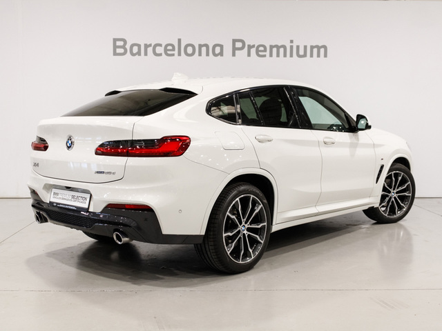 BMW X4 xDrive20d color Blanco. Año 2019. 140KW(190CV). Diésel. En concesionario Barcelona Premium -- GRAN VIA de Barcelona