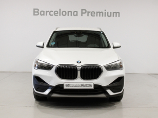 Fotos de BMW X1 sDrive18d color Blanco. Año 2022. 110KW(150CV). Diésel. En concesionario Barcelona Premium -- GRAN VIA de Barcelona