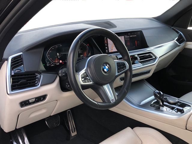BMW X5 xDrive30d color Negro. Año 2020. 195KW(265CV). Diésel. En concesionario Vehinter Getafe de Madrid
