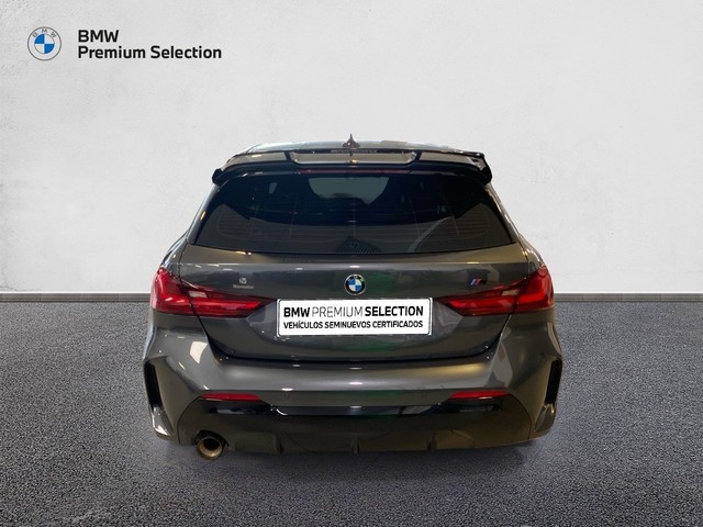 BMW Serie 1 118i color Gris. Año 2021. 103KW(140CV). Gasolina. En concesionario Marmotor de Las Palmas