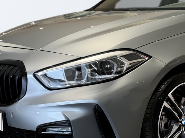 BMW Serie 1 118d color Gris. Año 2021. 110KW(150CV). Diésel. En concesionario Automotor Premium Viso - Málaga de Málaga