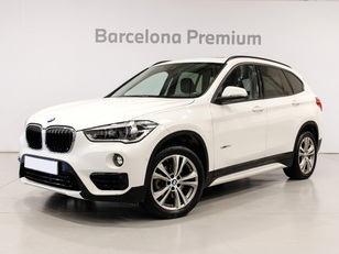 Fotos de BMW X1 xDrive18d color Blanco. Año 2019. 110KW(150CV). Diésel. En concesionario Barcelona Premium -- GRAN VIA de Barcelona