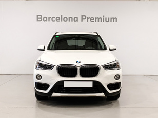Fotos de BMW X1 xDrive18d color Blanco. Año 2019. 110KW(150CV). Diésel. En concesionario Barcelona Premium -- GRAN VIA de Barcelona