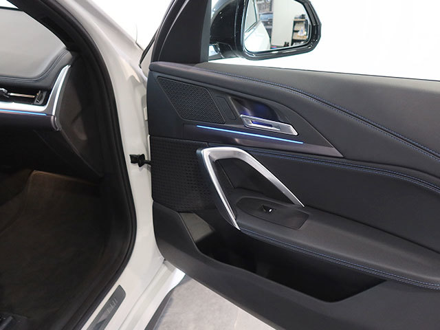 BMW X1 sDrive18d color Blanco. Año 2023. 110KW(150CV). Diésel. En concesionario Autogal de Ourense