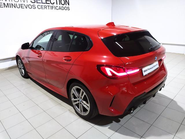 BMW Serie 1 118d color Rojo. Año 2019. 110KW(150CV). Diésel. En concesionario Hispamovil, Orihuela de Alicante