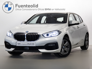 Fotos de BMW Serie 1 118i color Blanco. Año 2020. 103KW(140CV). Gasolina. En concesionario Fuenteolid de Valladolid