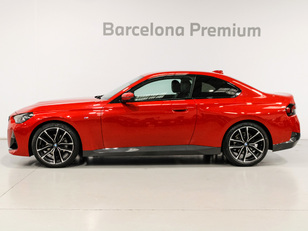 Fotos de BMW Serie 2 220i Coupe color Rojo. Año 2022. 135KW(184CV). Gasolina. En concesionario Barcelona Premium -- GRAN VIA de Barcelona
